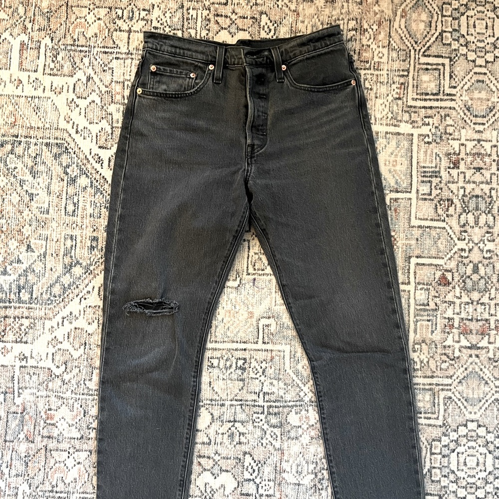 NWOT Levi’s 501 Skinny Jeans - W28/L30